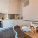 Apartamento Bairro Alto Stunning Flat With Balcony By Lovelystay *