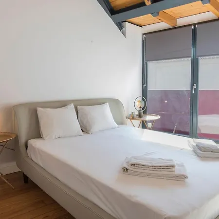 Daire Bairro Alto Flat Balcony Views By Lovelystay