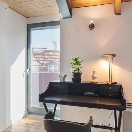 Daire Bairro Alto Flat Balcony Views By Lovelystay *