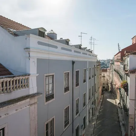 Daire Bairro Alto Flat Balcony Views By Lovelystay Lisboa
