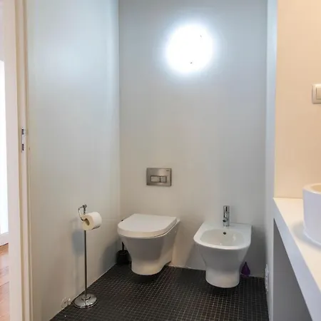 Apartmán Bairro Alto Stunning Flat With Balcony By Lovelystay *