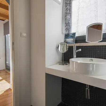 Bairro Alto Stunning Flat With Balcony By Lovelystay Апартаменти *