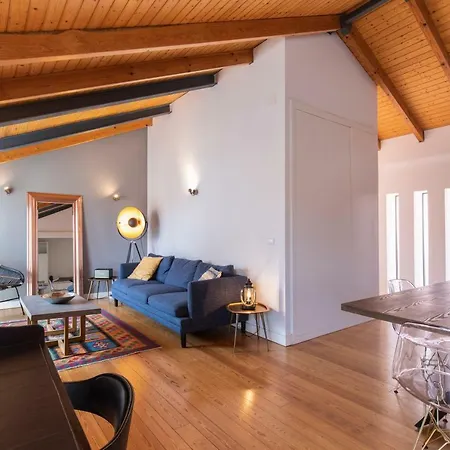 Bairro Alto Stunning Flat With Balcony By Lovelystay Apartmán *