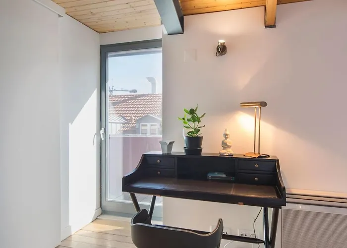 شقة Bairro Alto Stunning Flat With Balcony By Lovelystay *