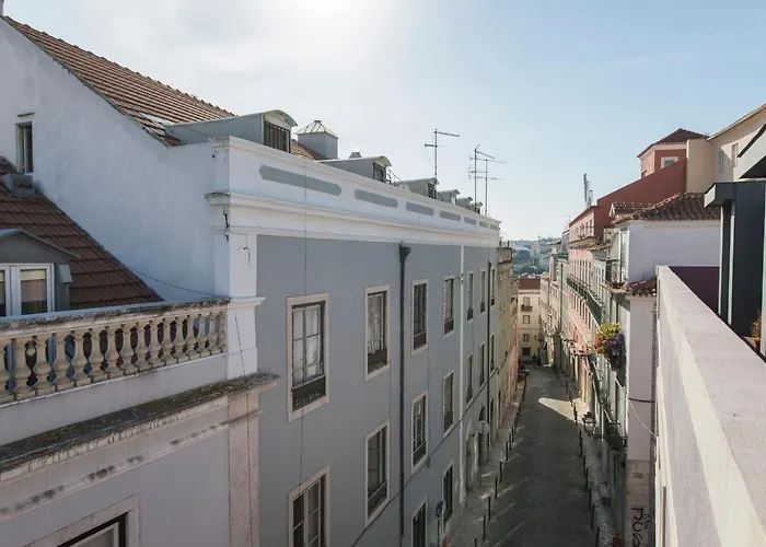 شقة Bairro Alto Stunning Flat With Balcony By Lovelystay Lisboa