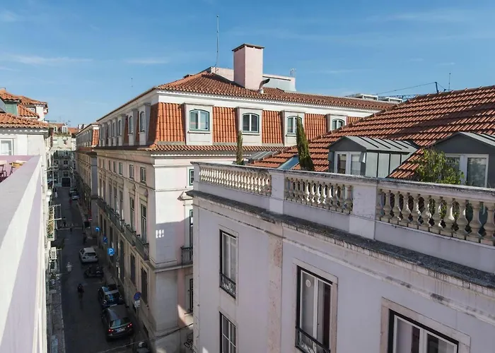 Bairro Alto Stunning Flat With Balcony By Lovelystay * Lisboa