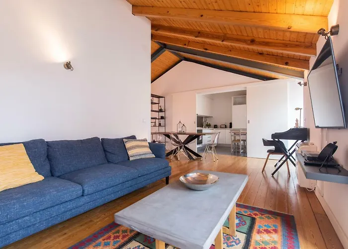 شقة Bairro Alto Stunning Flat With Balcony By Lovelystay Lisboa