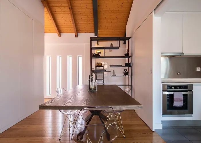 Bairro Alto Stunning Flat With Balcony By Lovelystay شقة *