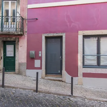 Bairro Alto Stunning Flat With Balcony By Lovelystay Lisbon